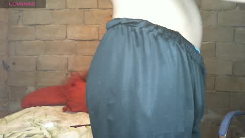 Snapshot of naomisimon chatting on 13, 1, 2025 bellas2012 online show from 13, 1, 2025