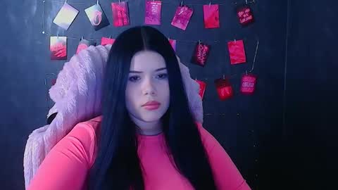 Snapshot of naomivibes chatting on 6, 11, 2025 Naomi online show from 6, 11, 2025