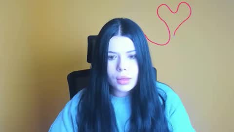 Snapshot of naomivibes chatting on 8, 11, 2025 Naomi online show from 8, 11, 2025