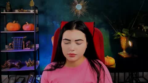 naomiwilsons online show from 31, 10, 2025