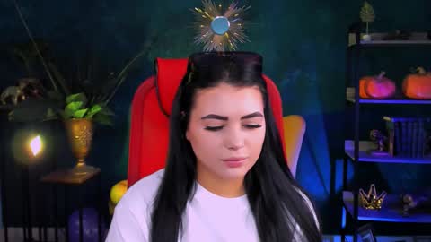 naomiwilsons online show from 4, 11, 2025