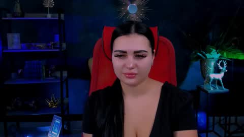 naomiwilsons online show from 21, 11, 2025