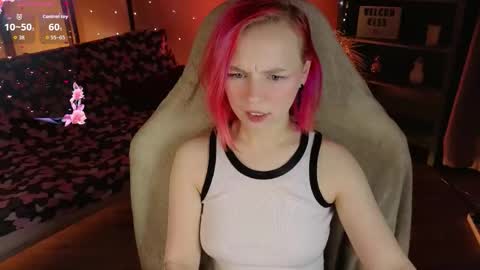 Snapshot of naomiyoru chatting on 4, 3, 2026 Naomi online show from 4, 3, 2026