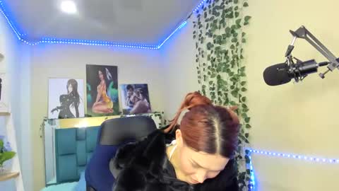 Snapshot of naomy777_ chatting on 31, 12, 2024 naomy online show from 31, 12, 2024