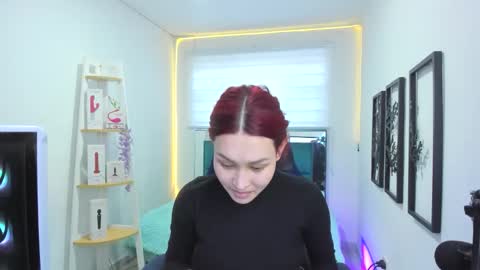 naomy online show from 30, 10, 2025