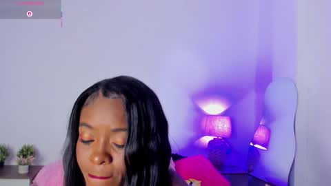 Snapshot of naomy_191 chatting on 2, 12, 2025 naomy_191 online show from 2, 12, 2025