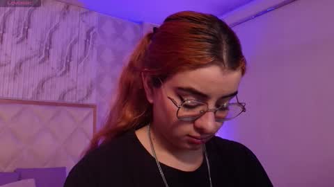 Naomy  online show from 29, 11, 2025