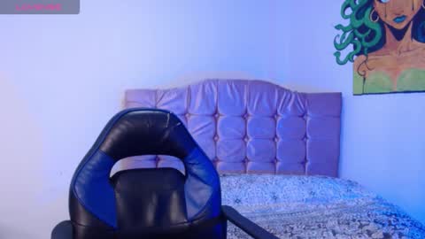 Snapshot of naomybenedetti chatting on 15, 10, 2025 Nao online show from 15, 10, 2025