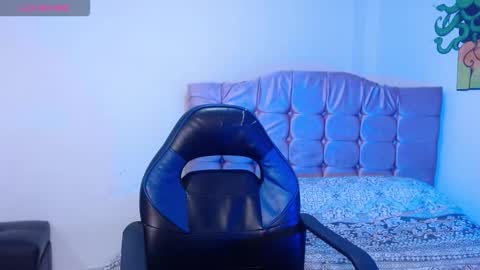 Snapshot of naomybenedetti chatting on 20, 10, 2025 Nao online show from 20, 10, 2025