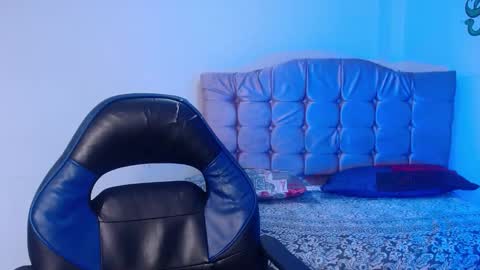 Snapshot of naomybenedetti chatting on 3, 11, 2025 Nao online show from 3, 11, 2025