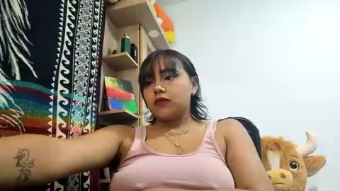 Snapshot of naomylux1 chatting on 25, 6, 2026 naomylux1 online show from 25, 6, 2026