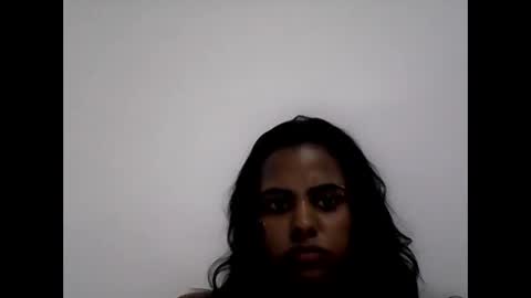 nara_brasileirinha online show from 29, 1, 2025