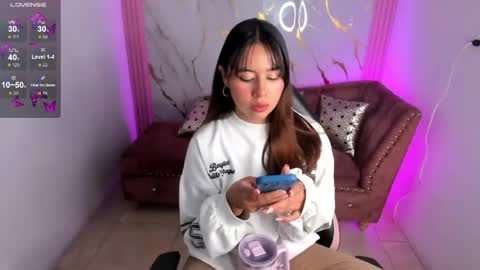 Snapshot of nasha_abby chatting on 8, 5, 2026 Call me Nasha online show from 8, 5, 2026