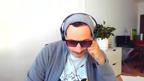 Snapshot of nassobout chatting on 7, 7, 2026 nassobout online show from 7, 7, 2026