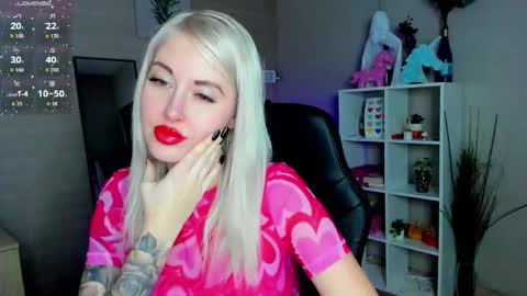 Snapshot of nastasya_cute chatting on 16, 12, 2025 Nastya online show from 16, 12, 2025