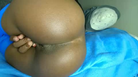 NESTER online show from 5, 12, 2025