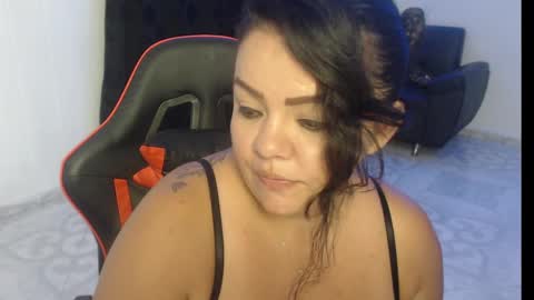 Nata Ramirez online show from 1, 2, 2025