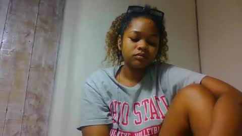 Snapshot of natachazz chatting on 28, 3, 2026 natachazz online show from 28, 3, 2026