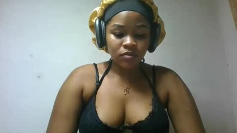 Snapshot of natachazz chatting on 28, 4, 2026 natachazz online show from 28, 4, 2026