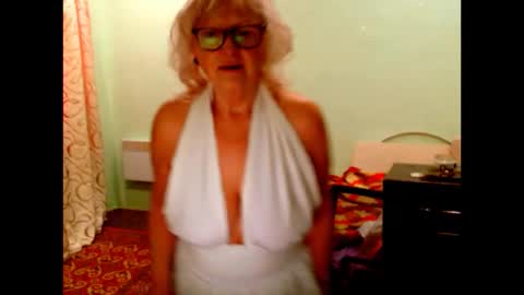 natali online show from 16, 4, 2026