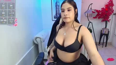 Snapshot of natalia_cartier chatting on 15, 4, 2026 Natalia. online show from 15, 4, 2026