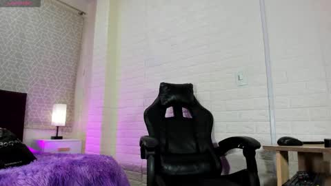 Snapshot of natalia_kiss01 chatting on 9, 2, 2026 Natalia Kiss online show from 9, 2, 2026