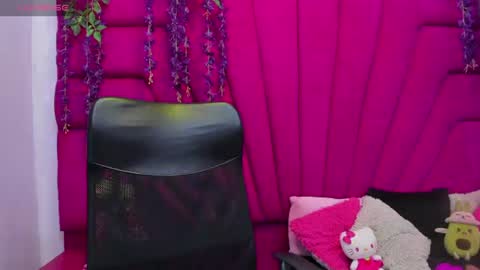 Snapshot of natalia_pinkk chatting on 6, 7, 2026 natalia pinkk online show from 6, 7, 2026