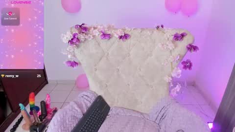 Snapshot of nataliahenao_69 chatting on 20, 10, 2025 Nataliua Henao online show from 20, 10, 2025