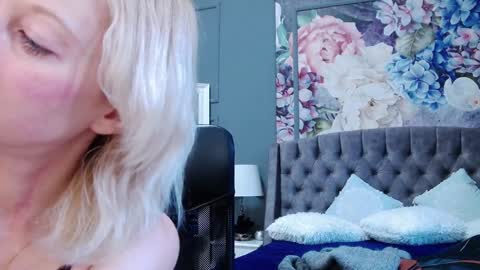 Natalie online show from 1, 1, 2025