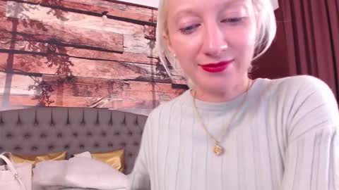 Natalie online show from 1, 10, 2025