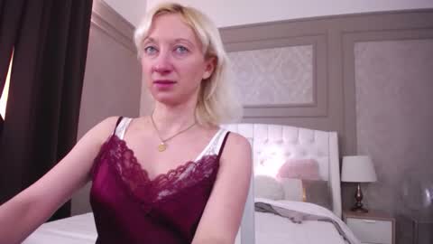 Natalie online show from 4, 3, 2026