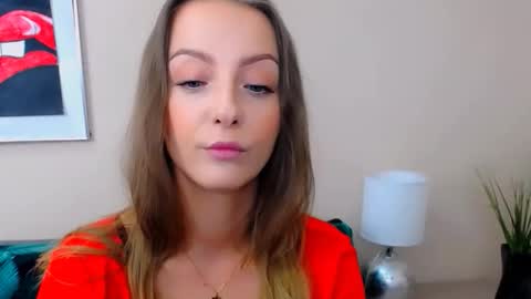 Snapshot of natalie_live chatting on 30, 4, 2026 NatalieSexy online show from 30, 4, 2026