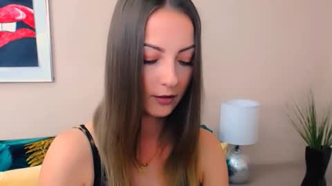 Snapshot of natalie_live chatting on 6, 5, 2026 NatalieSexy online show from 6, 5, 2026