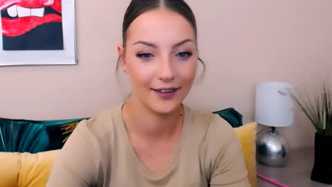 Snapshot of natalie_live chatting on 16, 6, 2026 NatalieSexy online show from 16, 6, 2026