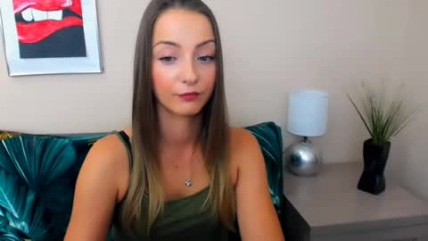 Snapshot of natalie_live chatting on 7, 7, 2026 NatalieSexy online show from 7, 7, 2026