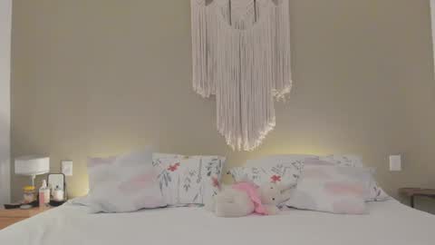 Snapshot of nataly_05 chatting on 27, 9, 2025 anatalybee online show from 27, 9, 2025