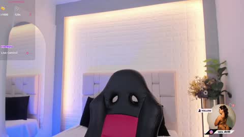 Snapshot of nataly_clark_ chatting on 17, 1, 2025 NATALY online show from 17, 1, 2025