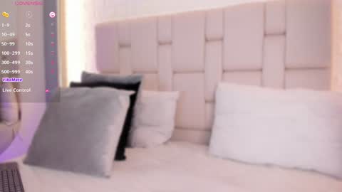 Snapshot of nataly_clark_ chatting on 1, 2, 2025 NATALY online show from 1, 2, 2025