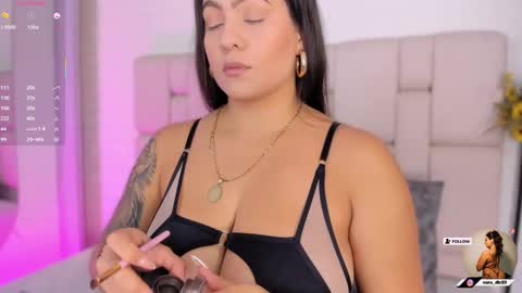 Snapshot of nataly_clark_ chatting on 30, 9, 2025 NATALY online show from 30, 9, 2025