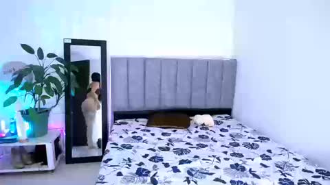 Snapshot of nataly_mcry chatting on 22, 9, 2025 NATALY online show from 22, 9, 2025