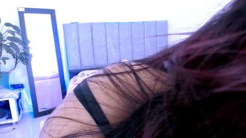 Snapshot of nataly_mcry chatting on 14, 10, 2025 NATALY online show from 14, 10, 2025