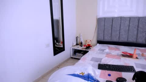 Snapshot of nataly_mcry chatting on 25, 2, 2026 NATALY online show from 25, 2, 2026