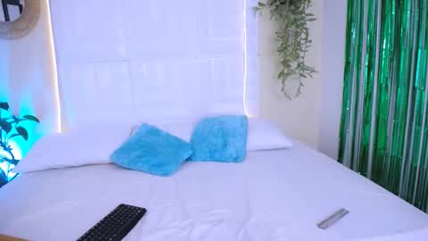 Snapshot of nataly_mcry chatting on 25, 3, 2026 NATALY online show from 25, 3, 2026