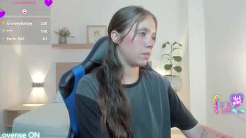 Snapshot of nataly_rodri chatting on 27, 3, 2026 Nataly online show from 27, 3, 2026