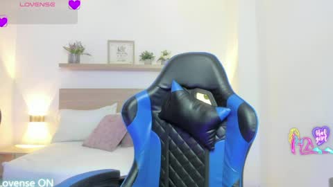 Snapshot of nataly_rodri chatting on 2, 4, 2026 Nataly online show from 2, 4, 2026