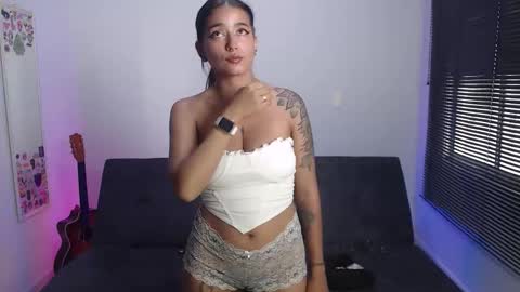 Snapshot of natalygreww chatting on 30, 11, 2025 online show from 30, 11, 2025