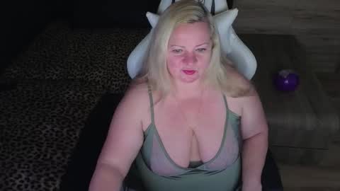 Snapshot of natascha1202 chatting on 20, 10, 2025 Natalli online show from 20, 10, 2025
