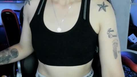 Snapshot of natasha__logan chatting on 23, 11, 2025 Natasha online show from 23, 11, 2025