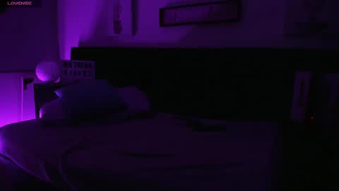  Natasha Kinski  online show from 9, 3, 2025