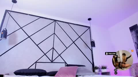 Snapshot of natasha_smith09 chatting on 3, 1, 2025 Natasha Smith online show from 3, 1, 2025